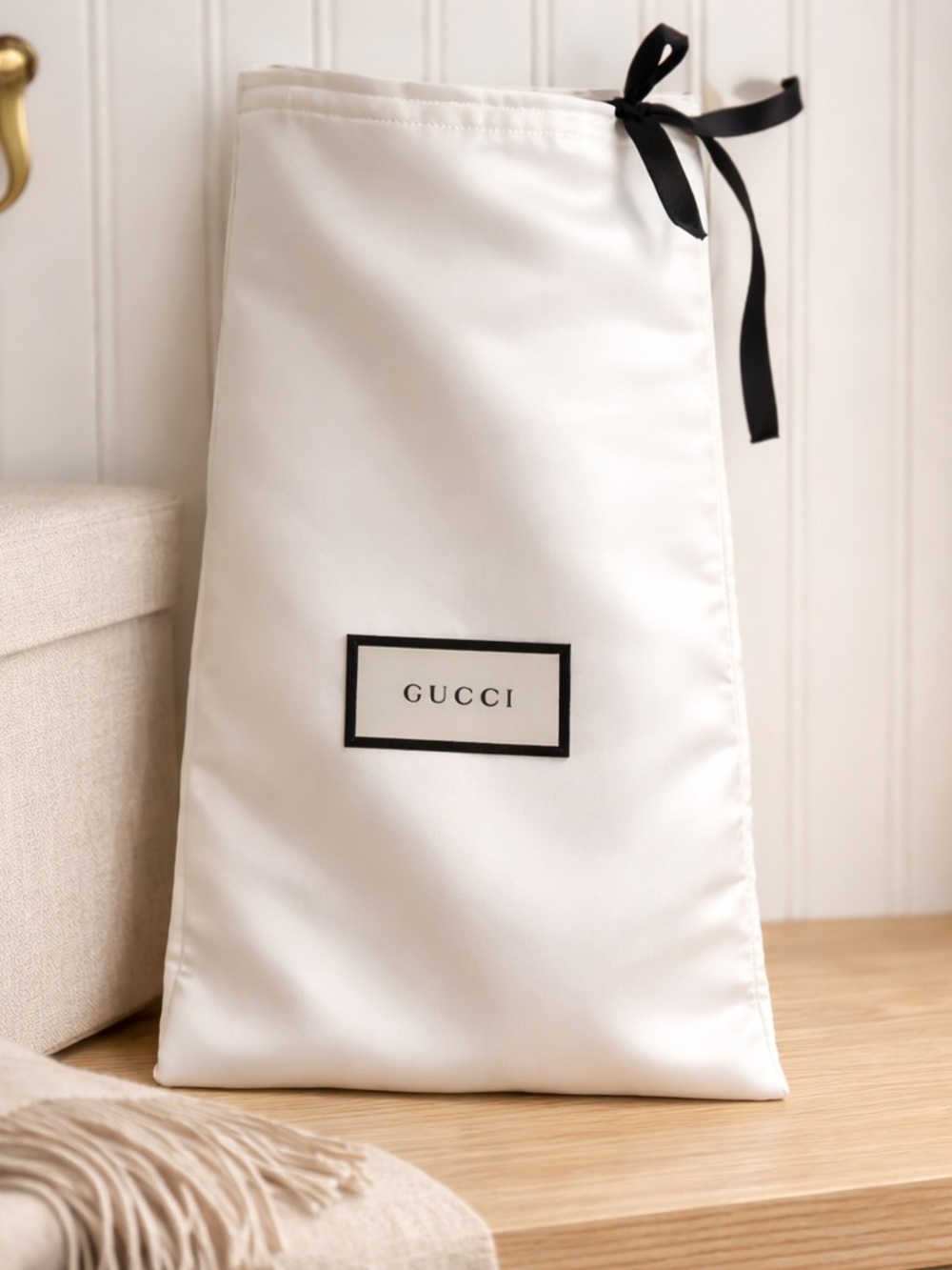 Gucci Genuine Dust Bag Drawstring Bag Protector White